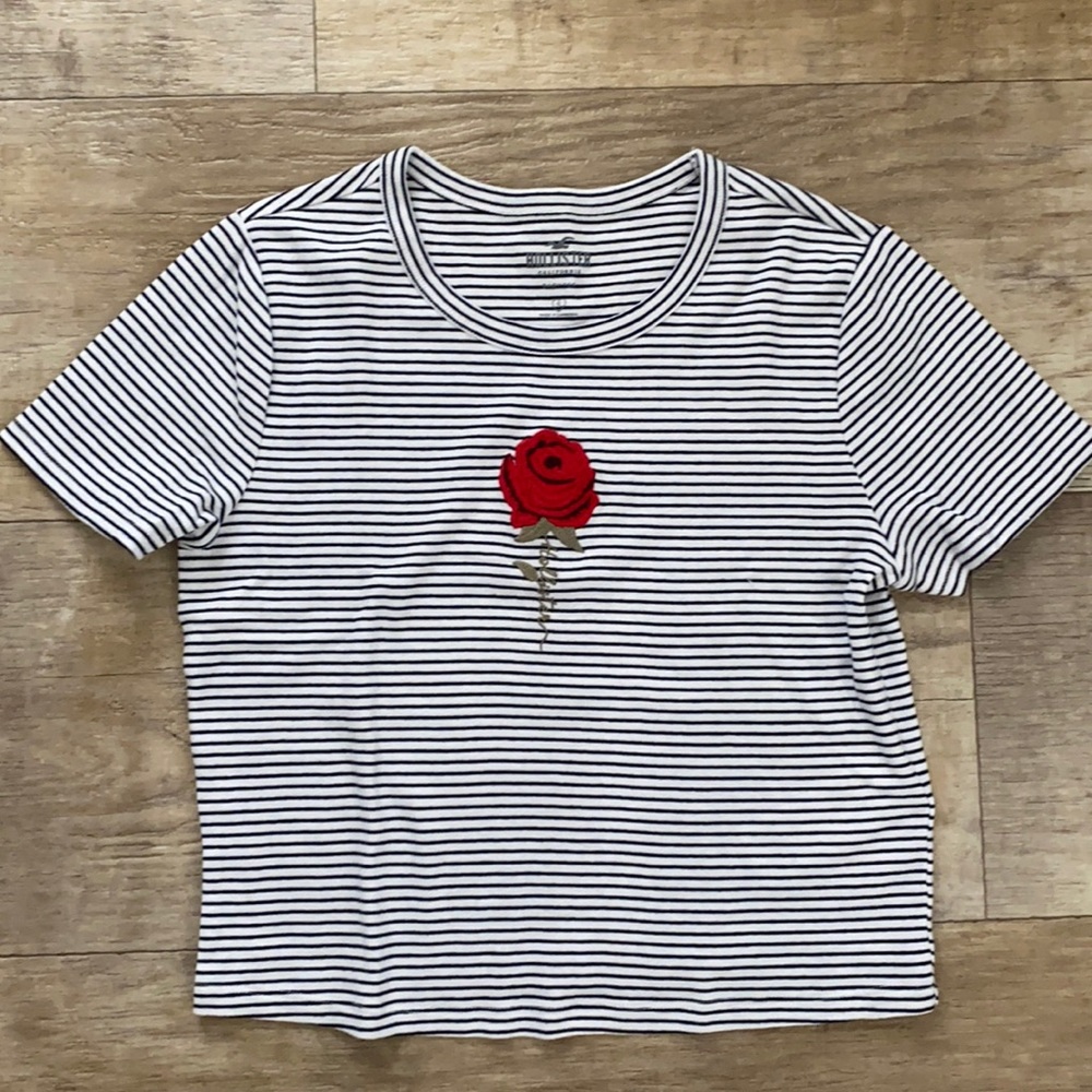 Hollister Crop Top Tee